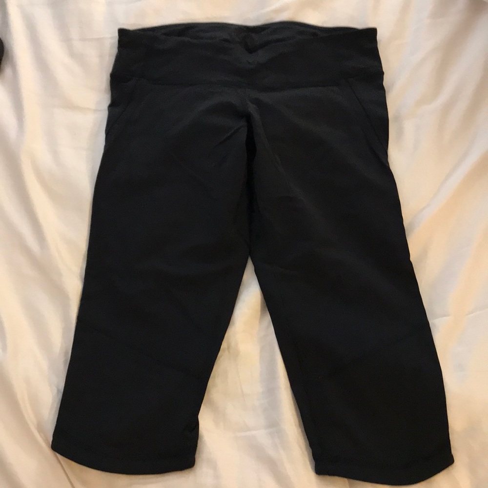 Lululemon Knee length Capri